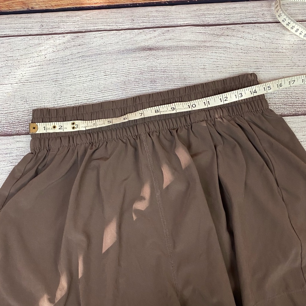 Vuori Java Lightweight Villa Short - image 9